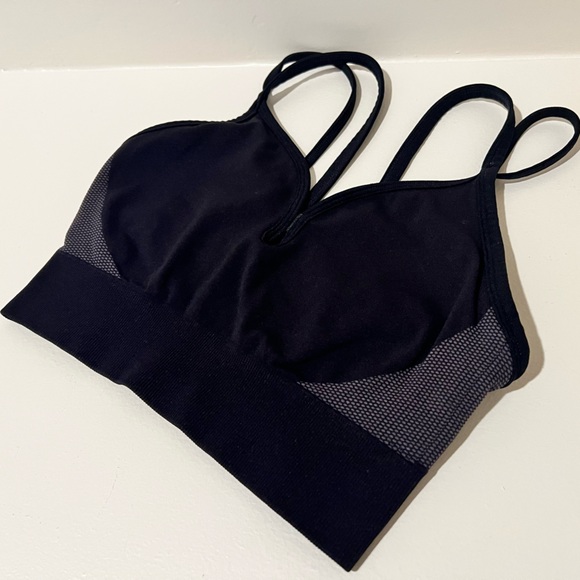 Zella Sports Bralette - Picture 3 of 8